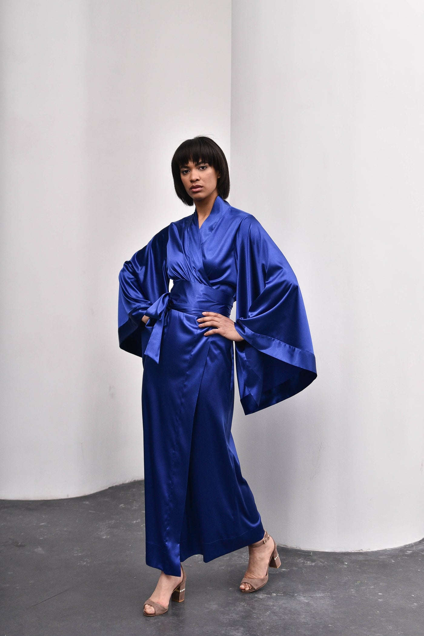 Asiatic Royal Silky Kimono Robe in Blue