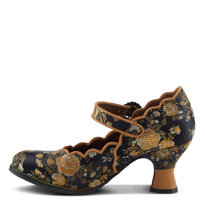 Adodora Shoes in Black Multi
