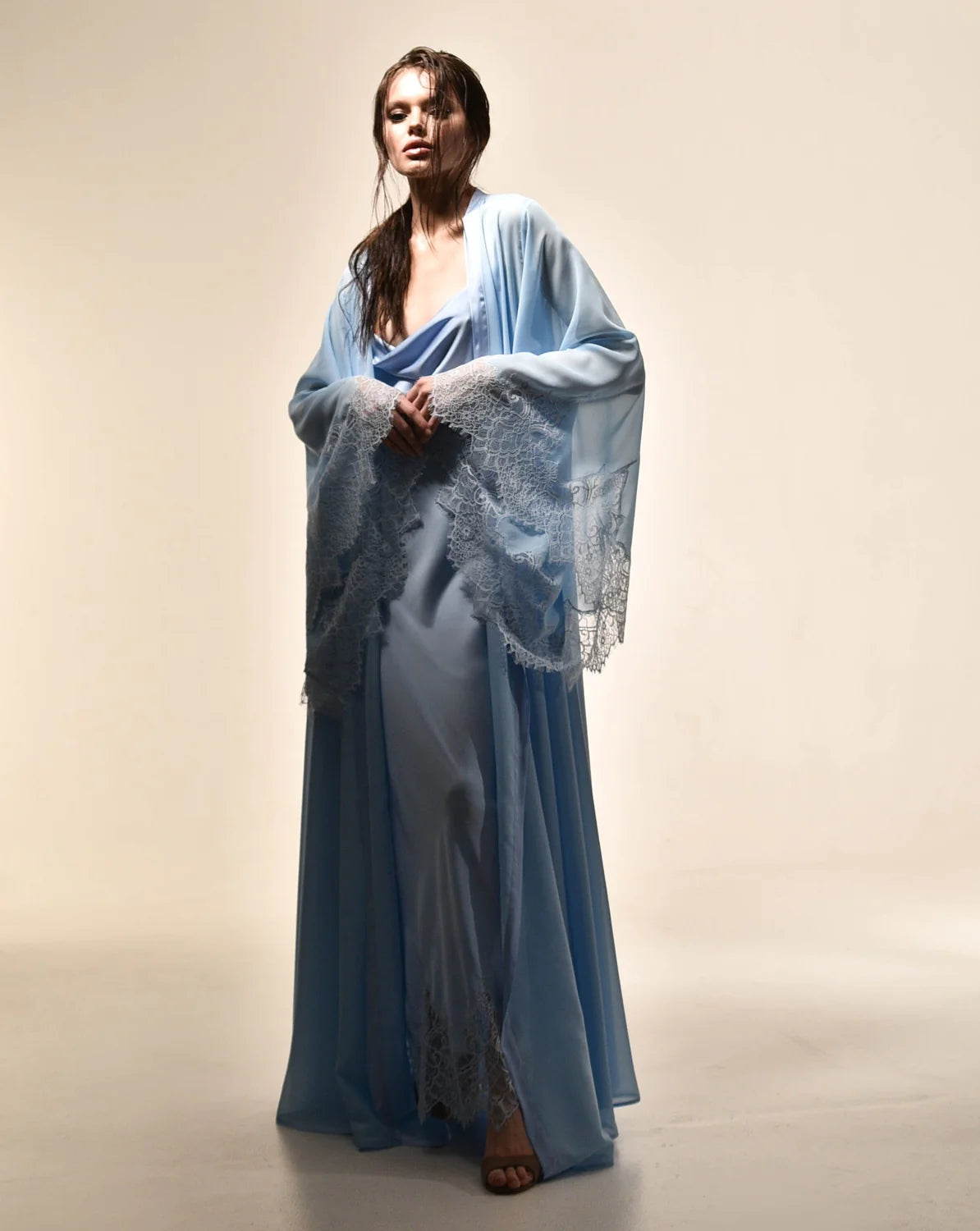 Seraphic Robe and Nightgown Set in Sky Blue