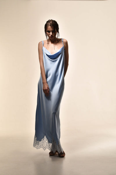 Seraphic Robe and Nightgown Set in Sky Blue