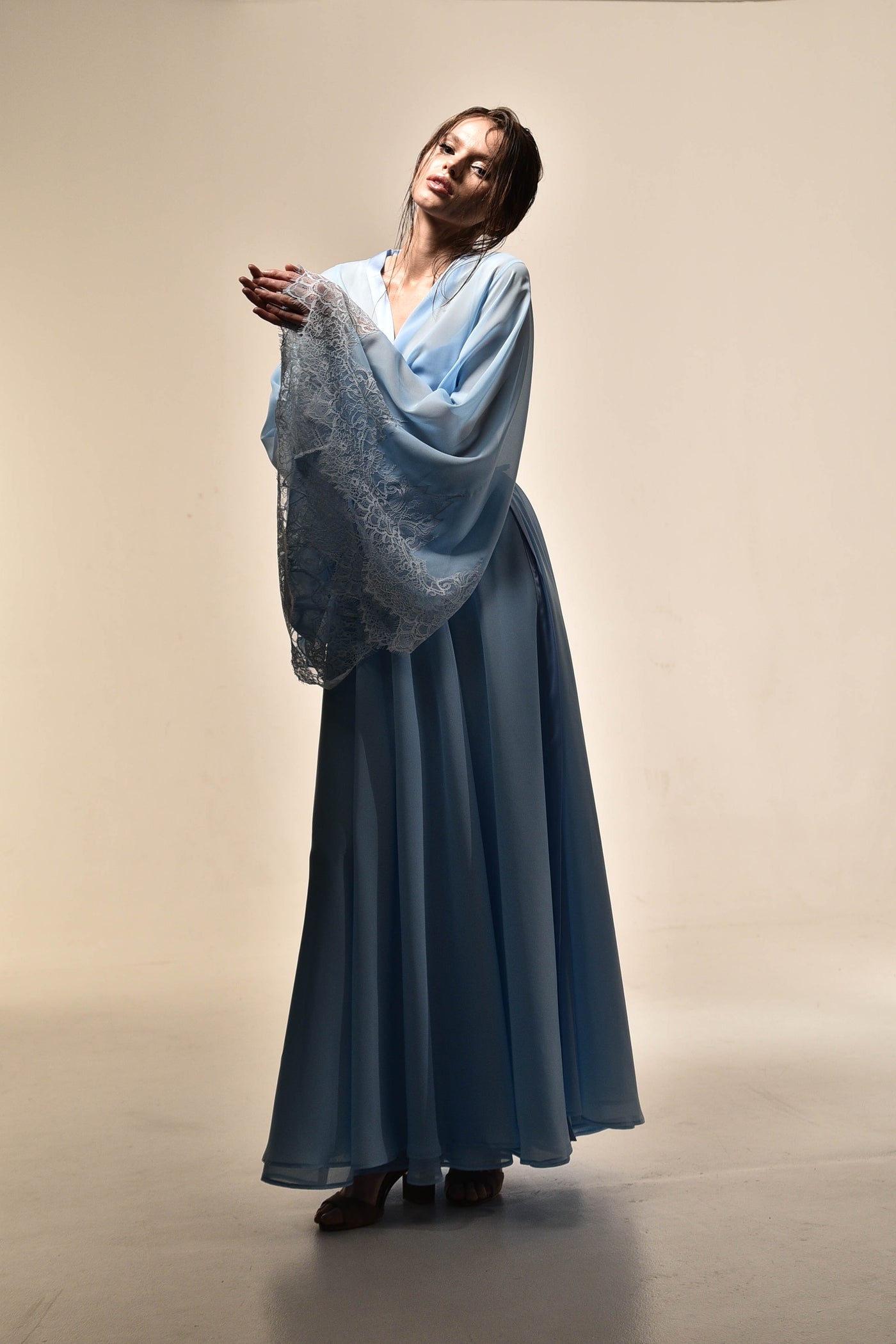 Seraphic Robe and Nightgown Set in Sky Blue