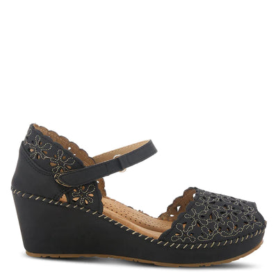 Gennina Sandals in Black