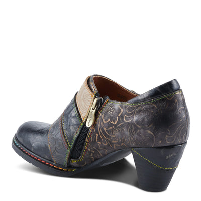 Graphic Shoes in Black Metallic