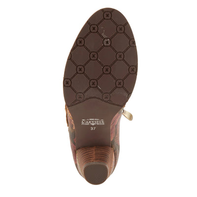 Graphic Shoes in Brown