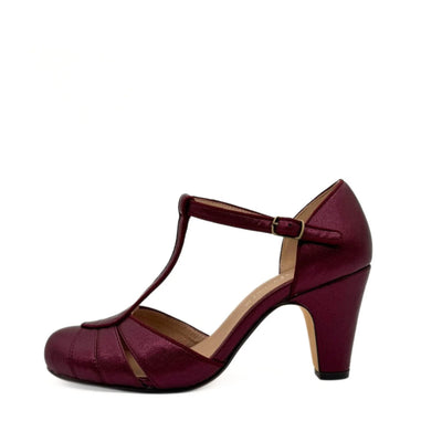 Mulberry Vintage Style T-Strap Heels in Burgundy