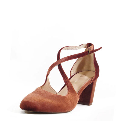 Oren 20s Velvet Pumps in Rust