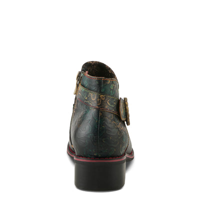 Tiatia Boots in Black