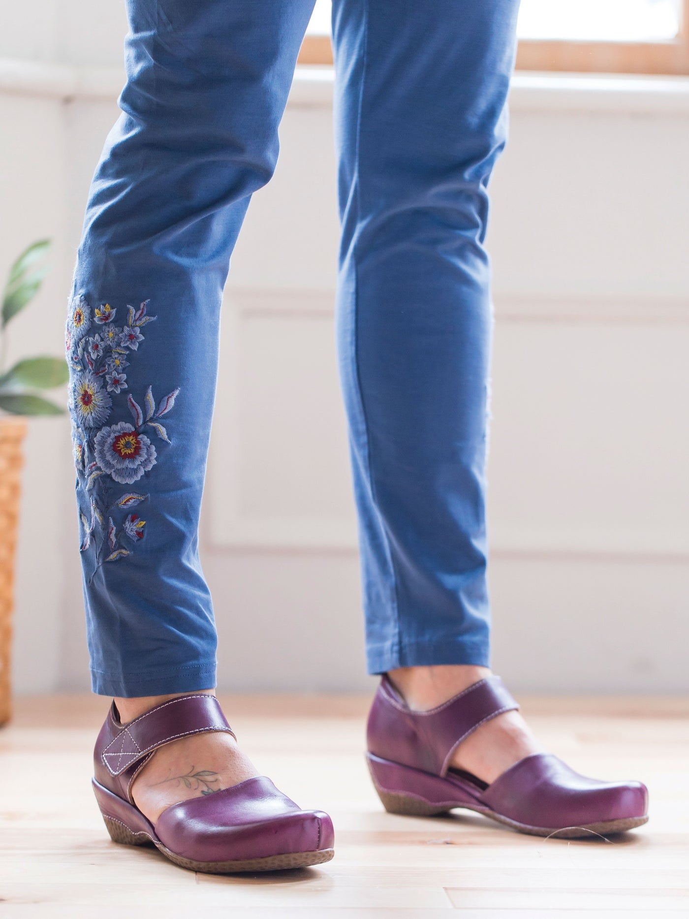 Garden Leggings in Indigo by April Cornell