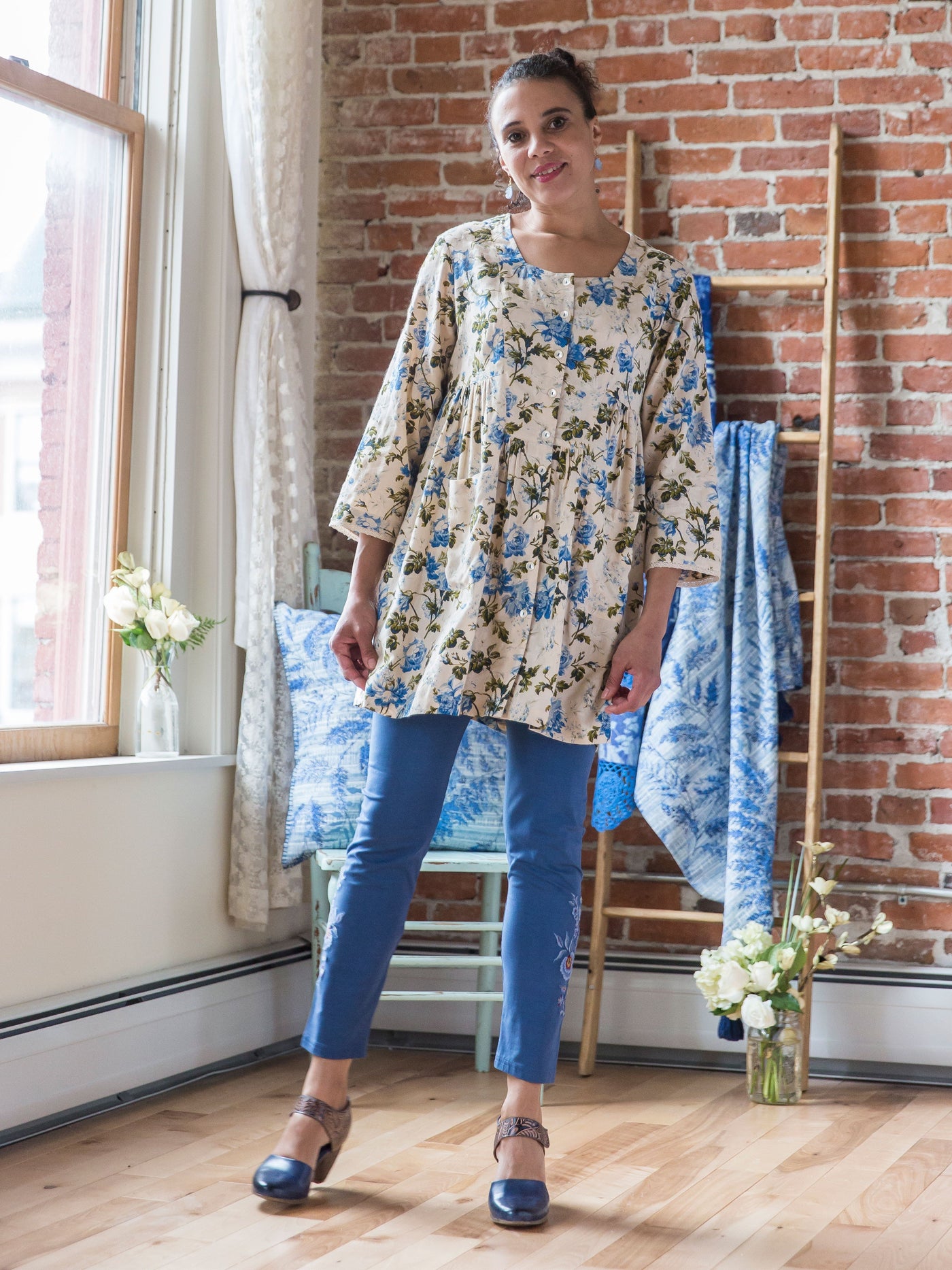 Garden Leggings in Indigo by April Cornell