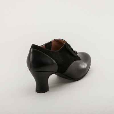 Greta Retro Side-Button Shoes in Black