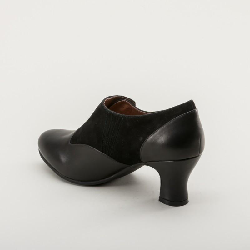 Greta Retro Side-Button Shoes in Black by Royal Vintage Shoes