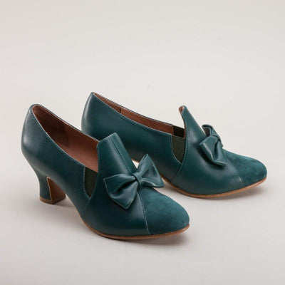 Maria Retro Bow Pumps in Green by Royal Vintage Shoes
