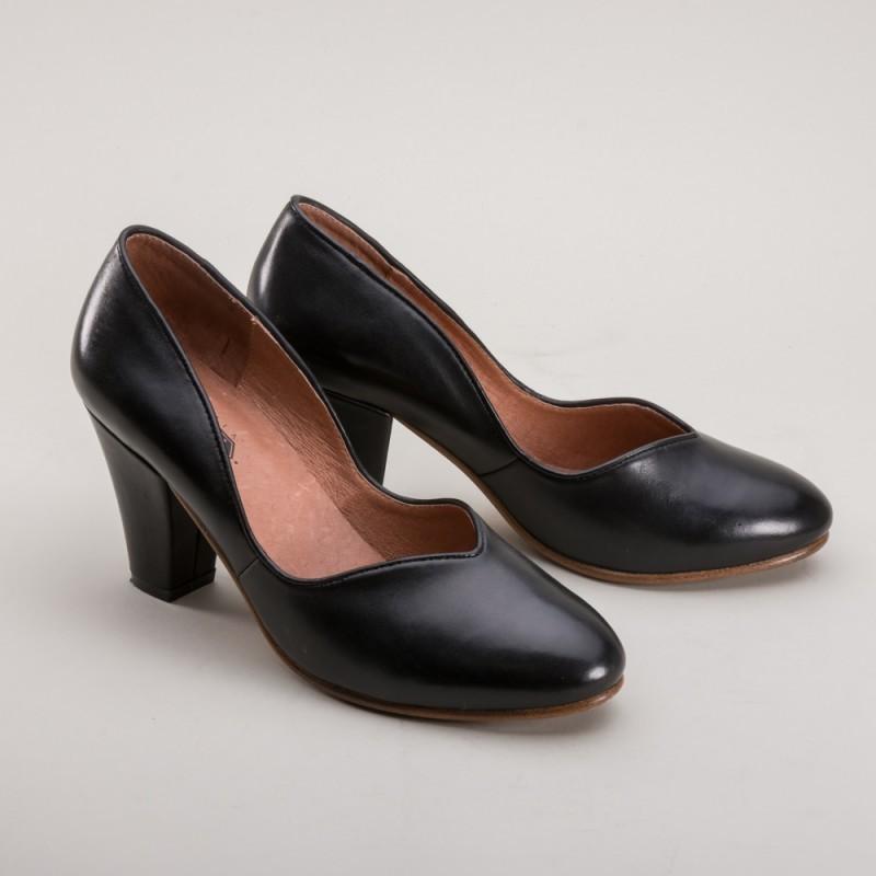 Marilyn 1940s Pumps in Black by Royal Vintage Shoes