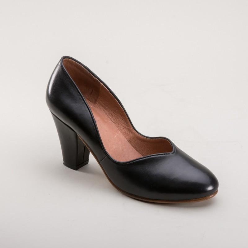 Marilyn 1940s Pumps in Black by Royal Vintage Shoes