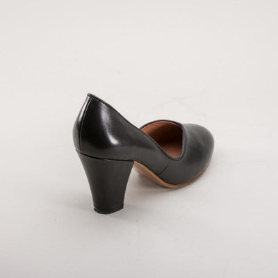 Marilyn 1940s Pumps in Black by Royal Vintage Shoes