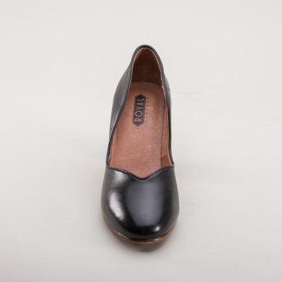 Marilyn 1940s Pumps in Black by Royal Vintage Shoes
