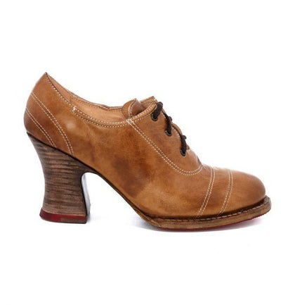Victorian Style Leather Shoes in Tan Rustic