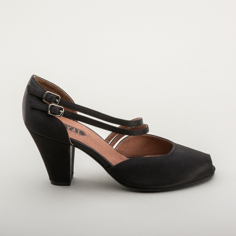 Zella 1940s Duo-Strap Sandals in Black