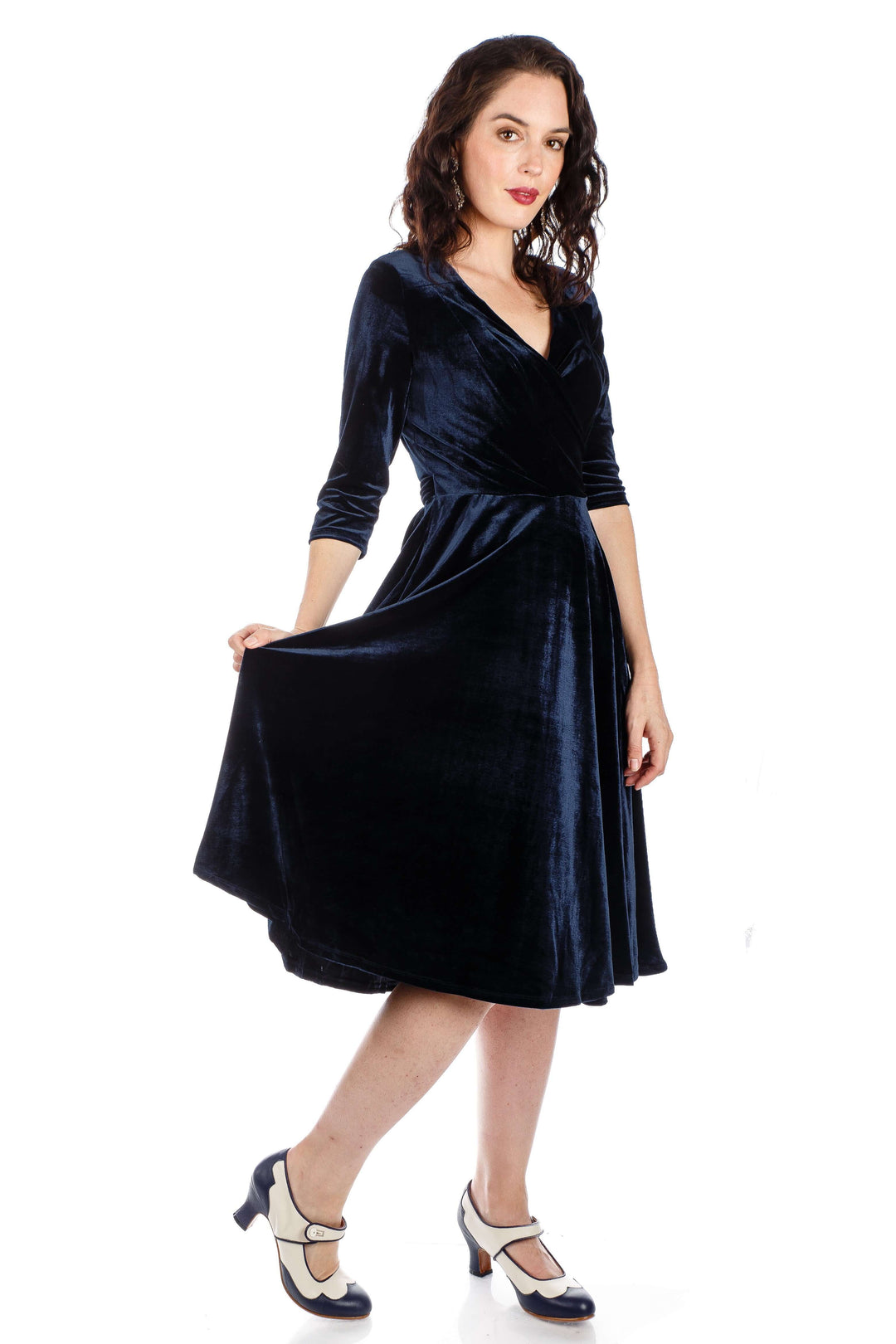 1940s Evelyn Velvet Dress in Navy – WardrobeShop