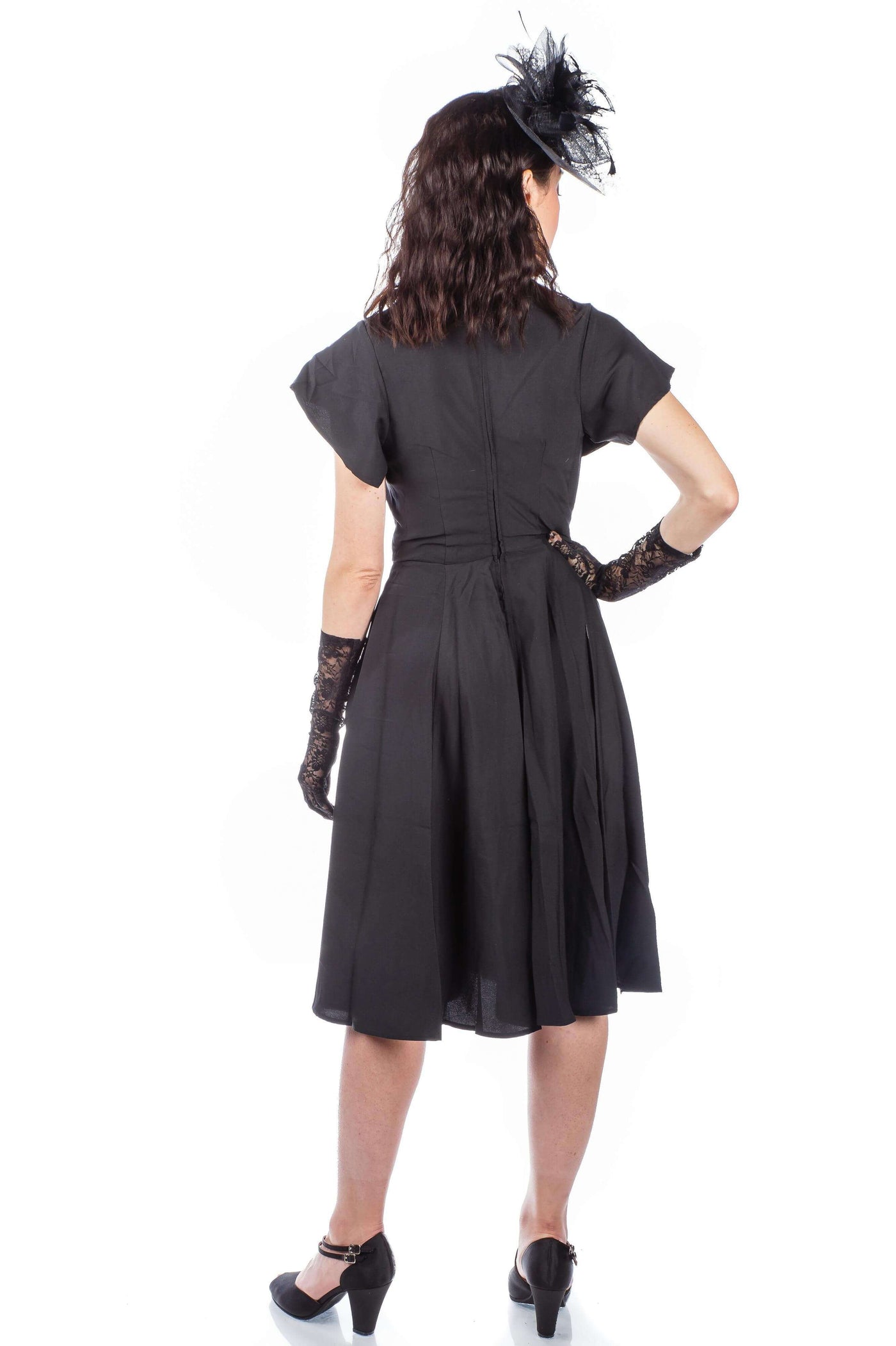 1950s Quinn Red Rose Dress in Black