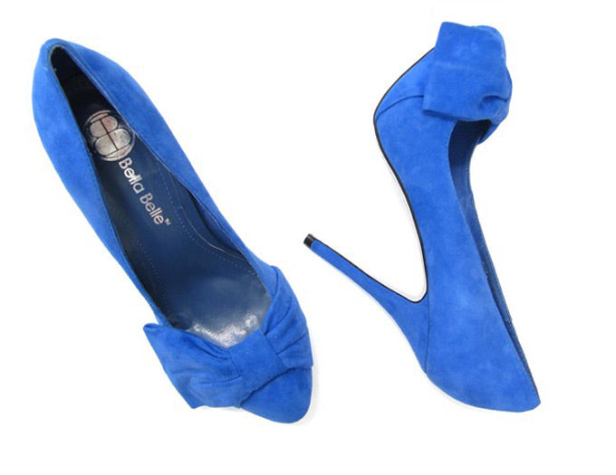Chloe Vintage style blue suede pumps