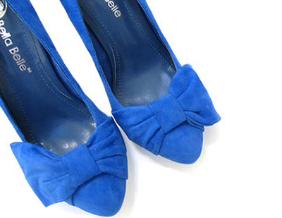 Chloe Vintage style blue suede pumps