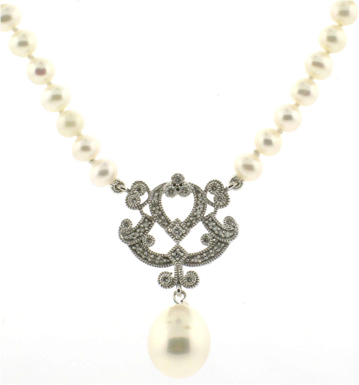 Vintage Style Bridal Pearl Necklace