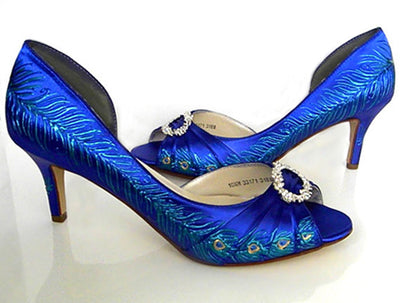 Vintage style bridal shoes in sapphire, Model "Milcah"