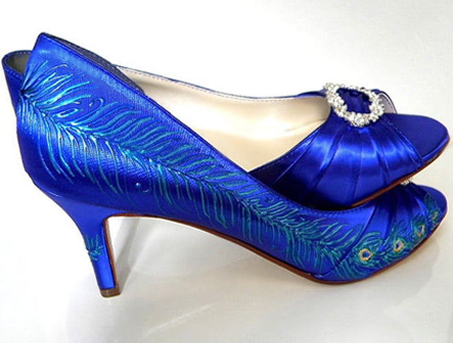 Vintage style bridal shoes in sapphire, Model "Milcah"