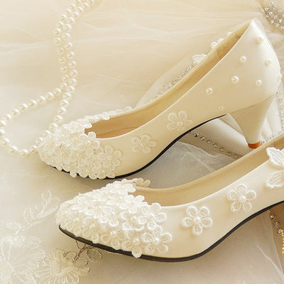 Daisy Raised Vintage Style Wedding Flats - CM_L084