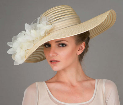 Lovely romantic and versatile summer hat