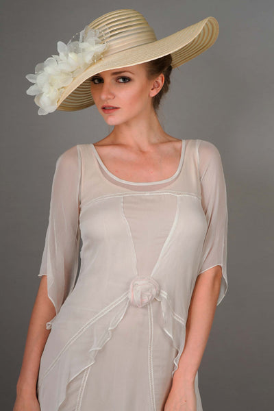 Lovely romantic and versatile summer hat