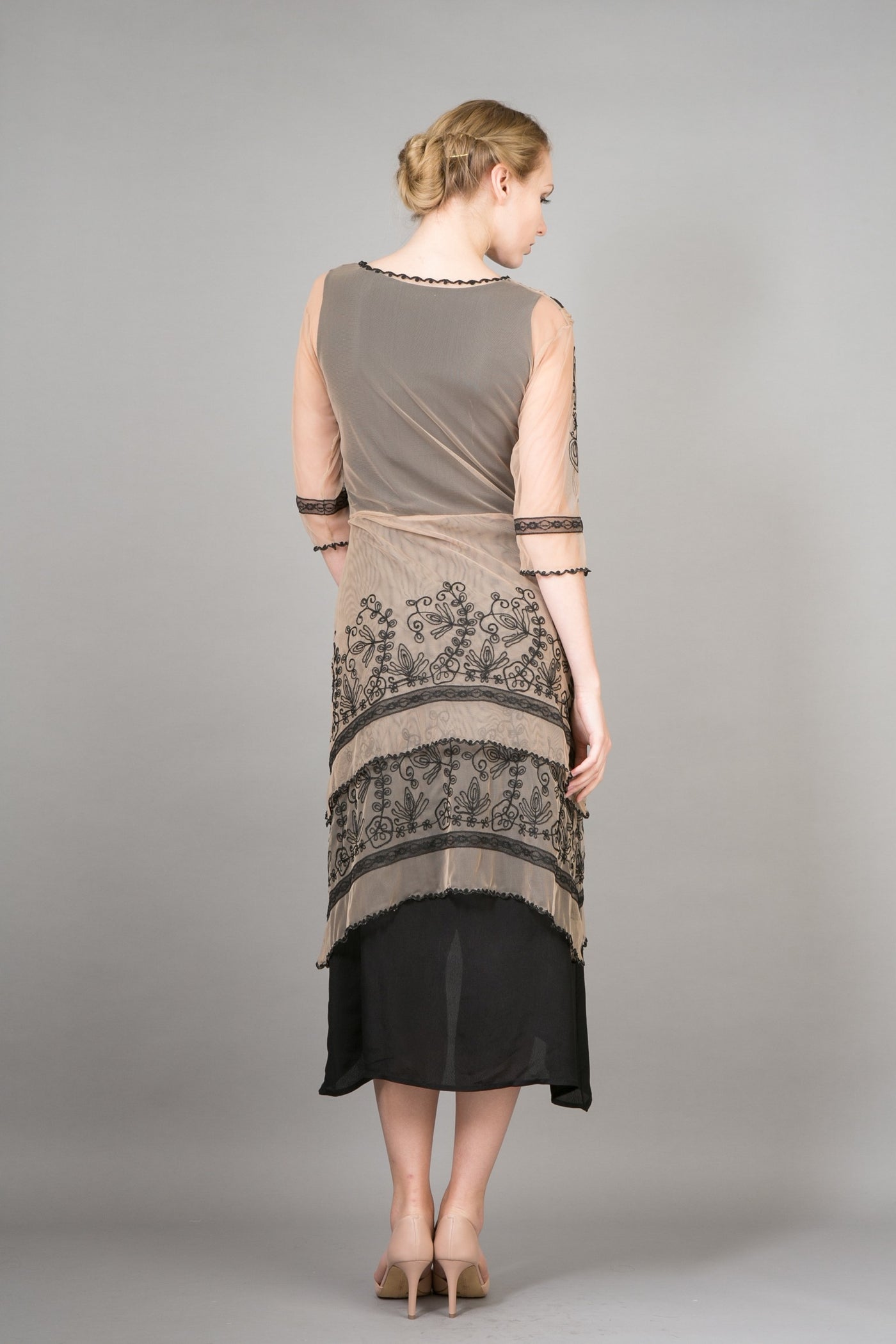 5901 Vintage Titanic Dress in Blush