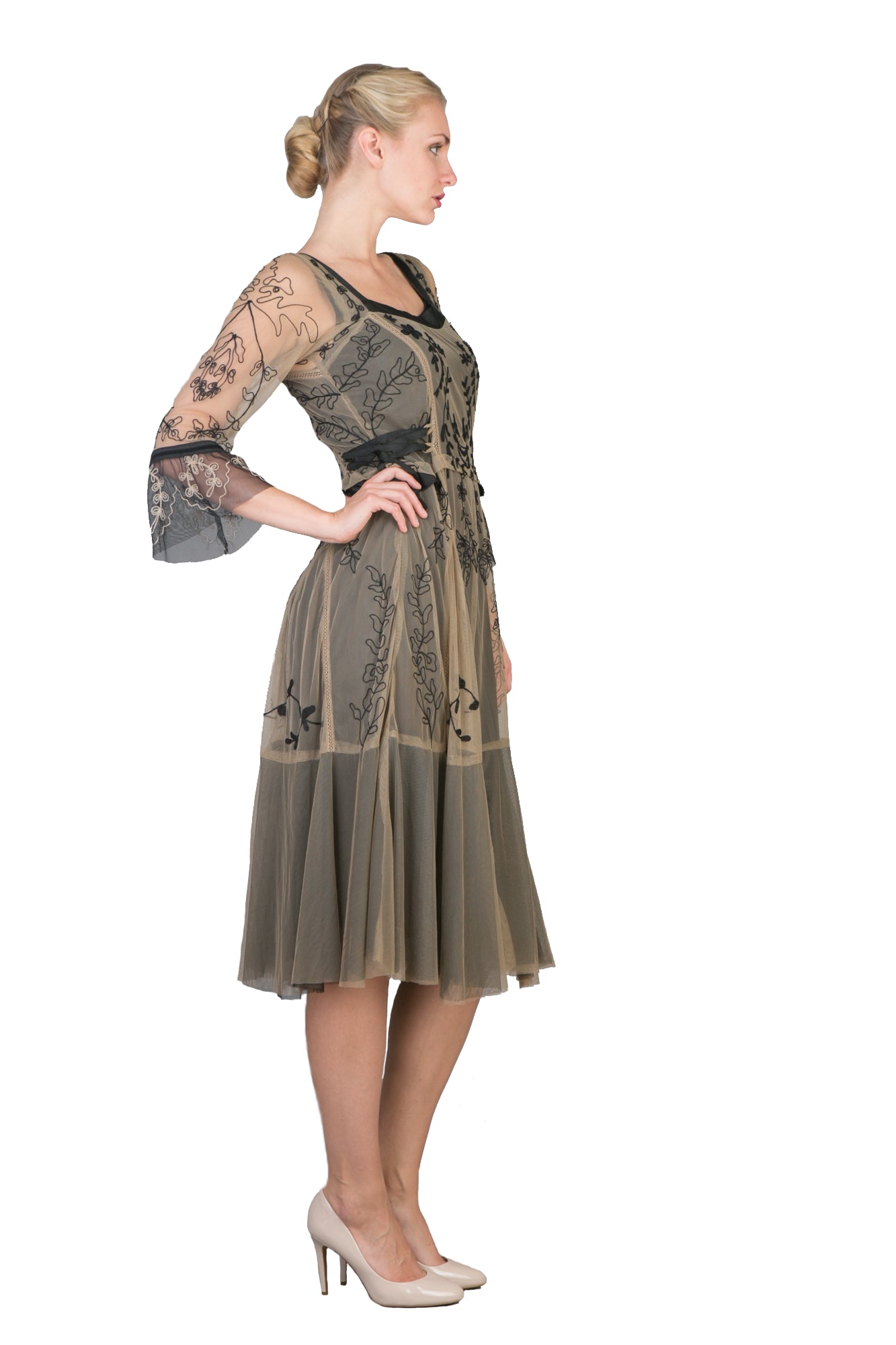 Romantic Embroidered Vintage Party Dress in Black-Beige by Nataya