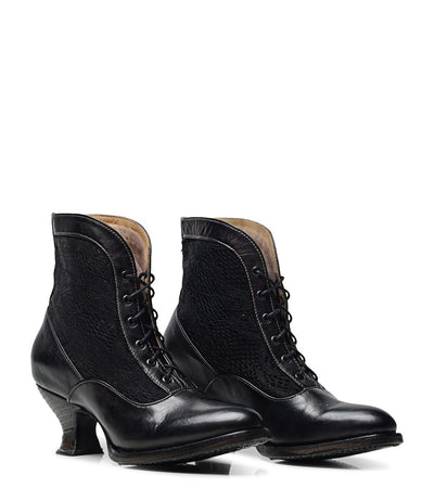 Vintage Style Victorian Lace Up Leather Boots in Black Rustic