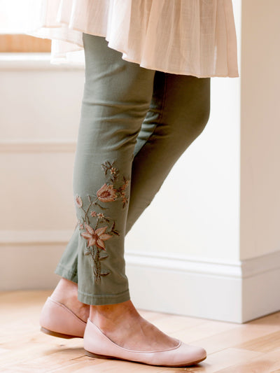 Vintage Style Tapestry Legging in Olive by April Cornell