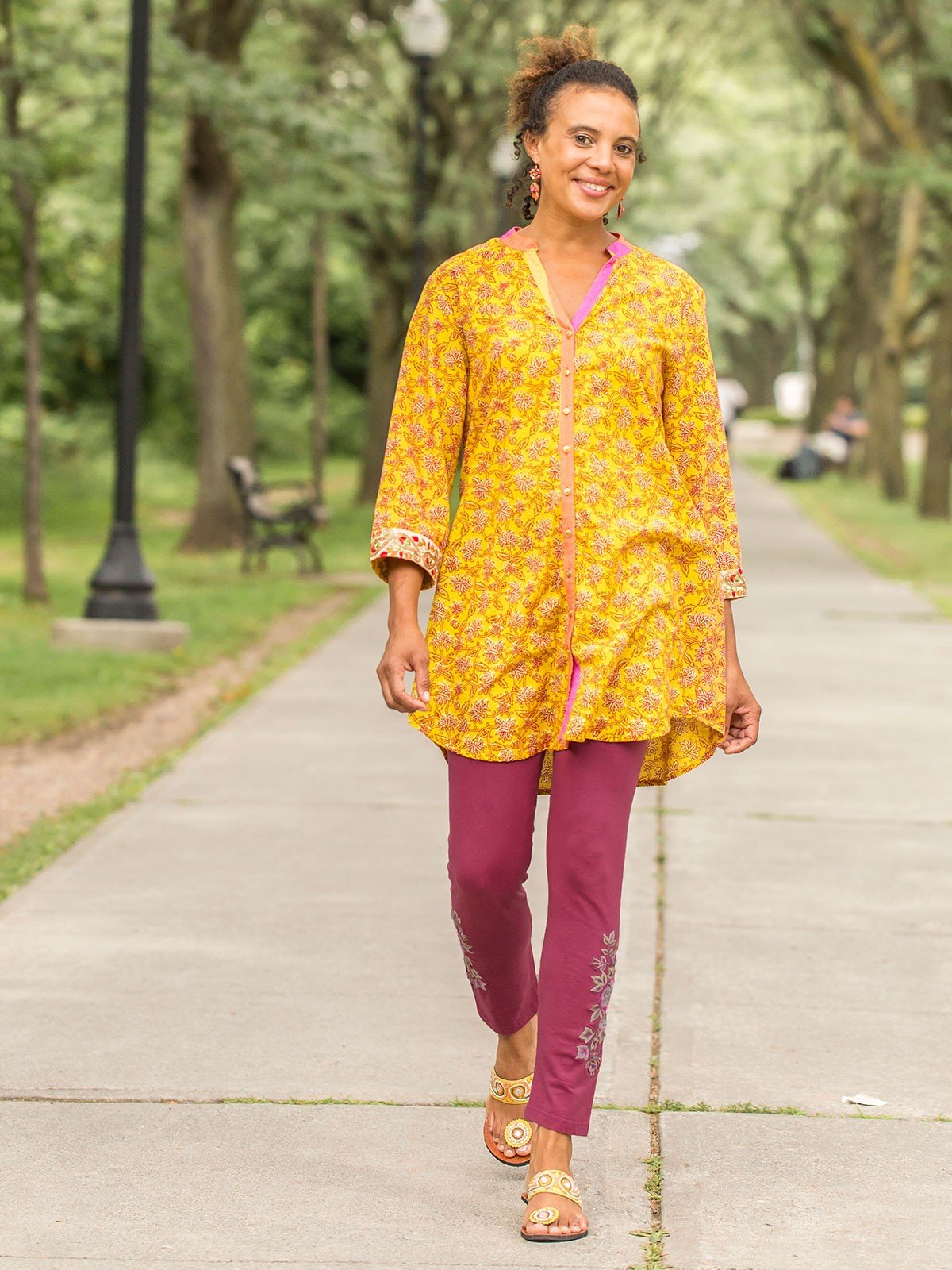 Vintage Style Tapestry Legging in Raspberry by April Cornell