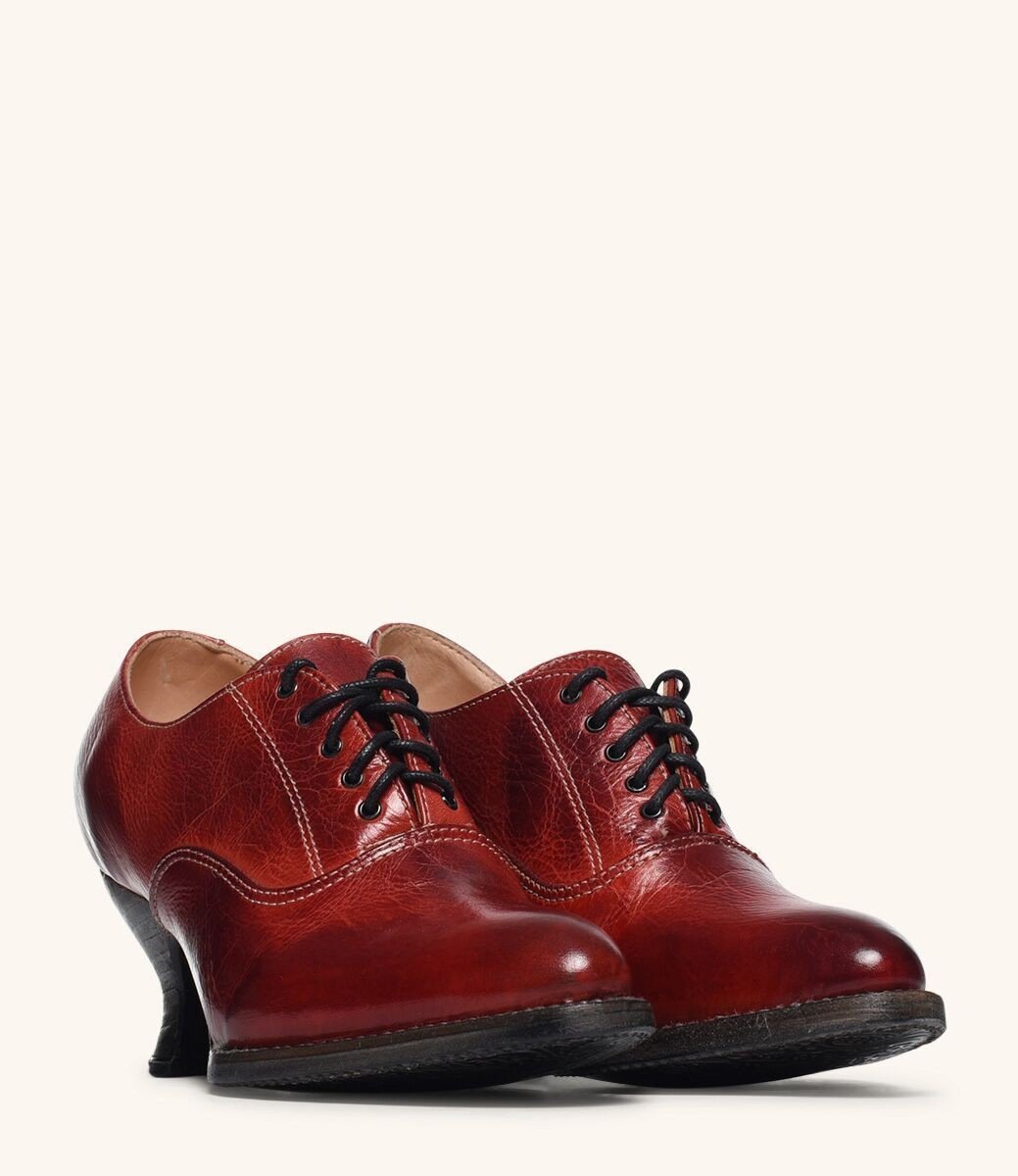 Victorian Style Leather Lace-Up Shoes in Red Rustic