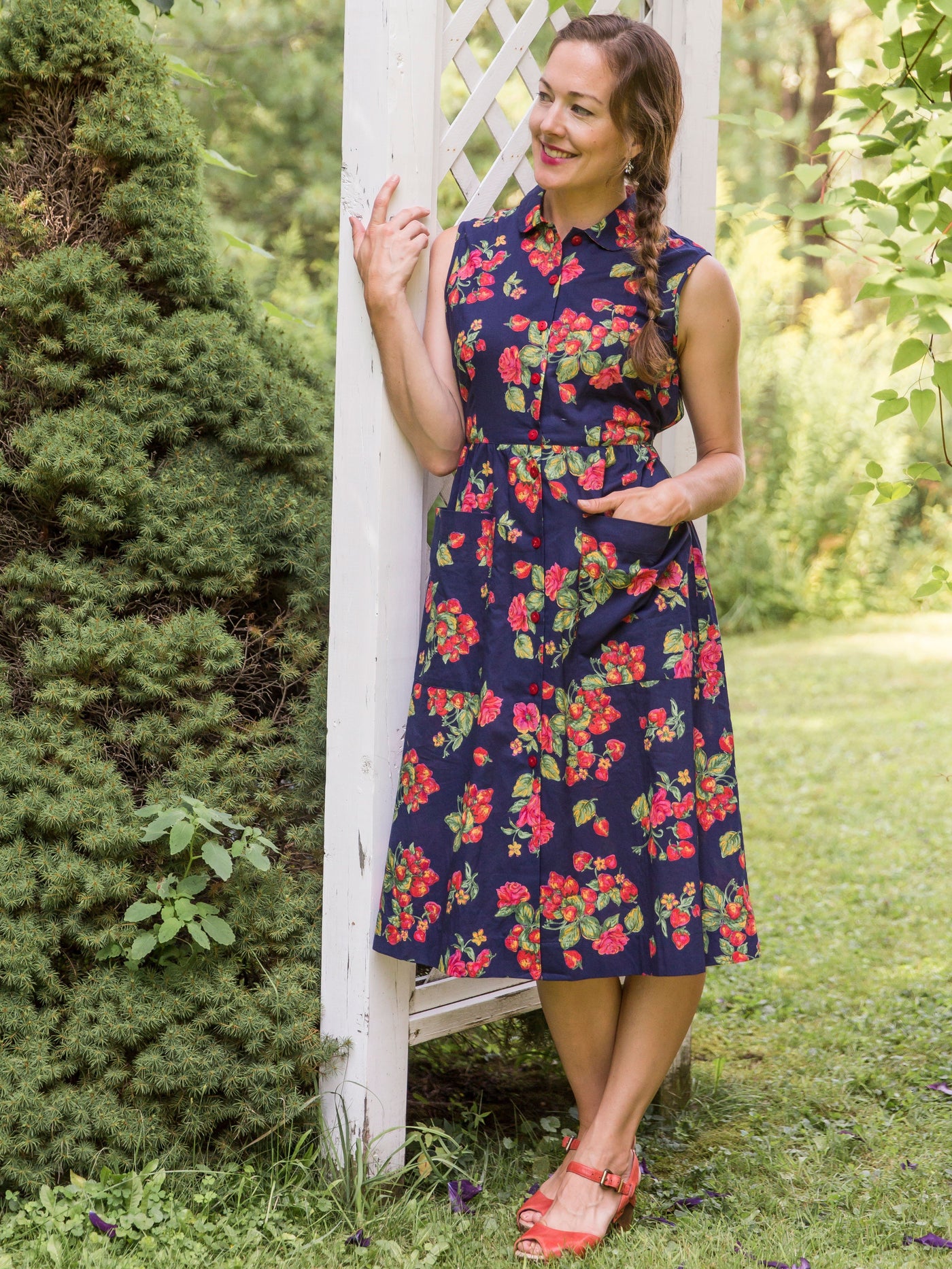 Vintage Inspired Porch Dress in Navy by April Cornell