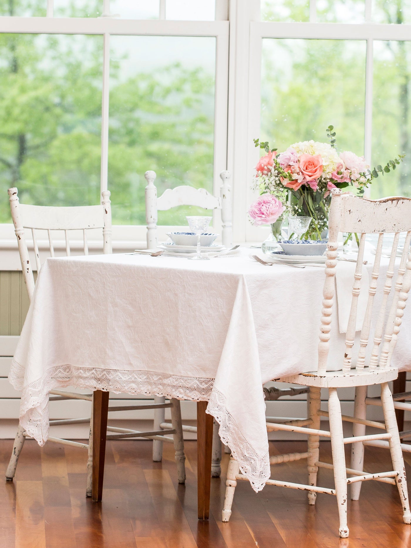 Nectarine Tart Jacquard Tablecloth in Ivory by April Cornell