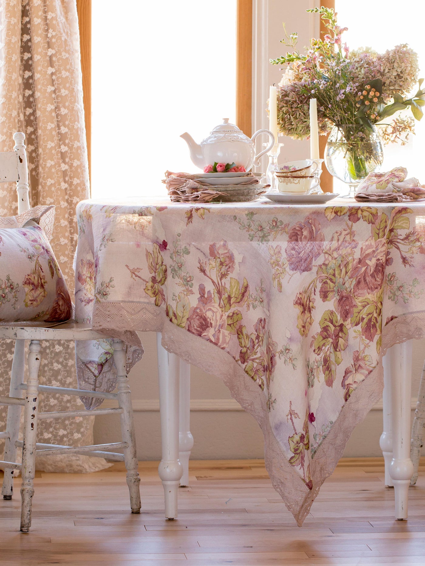 Secret Garden Tablecloth in Amethyst | April Cornell- SOLD OUT