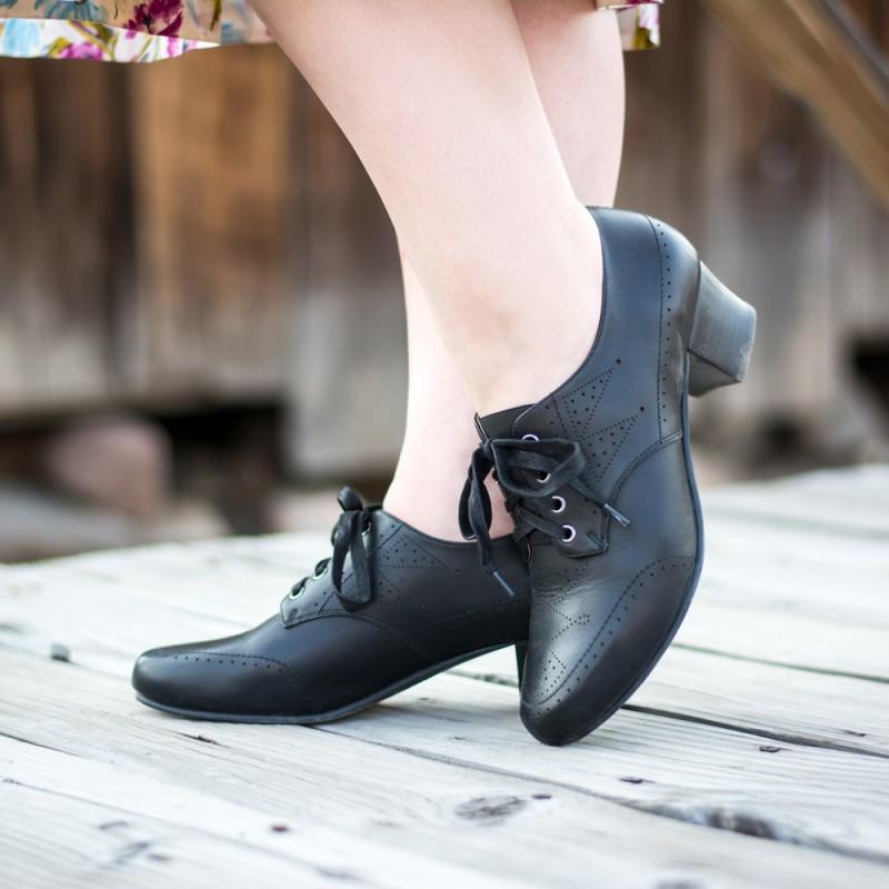 Claire 1940s Oxfords in Black by Royal Vintage Shoes