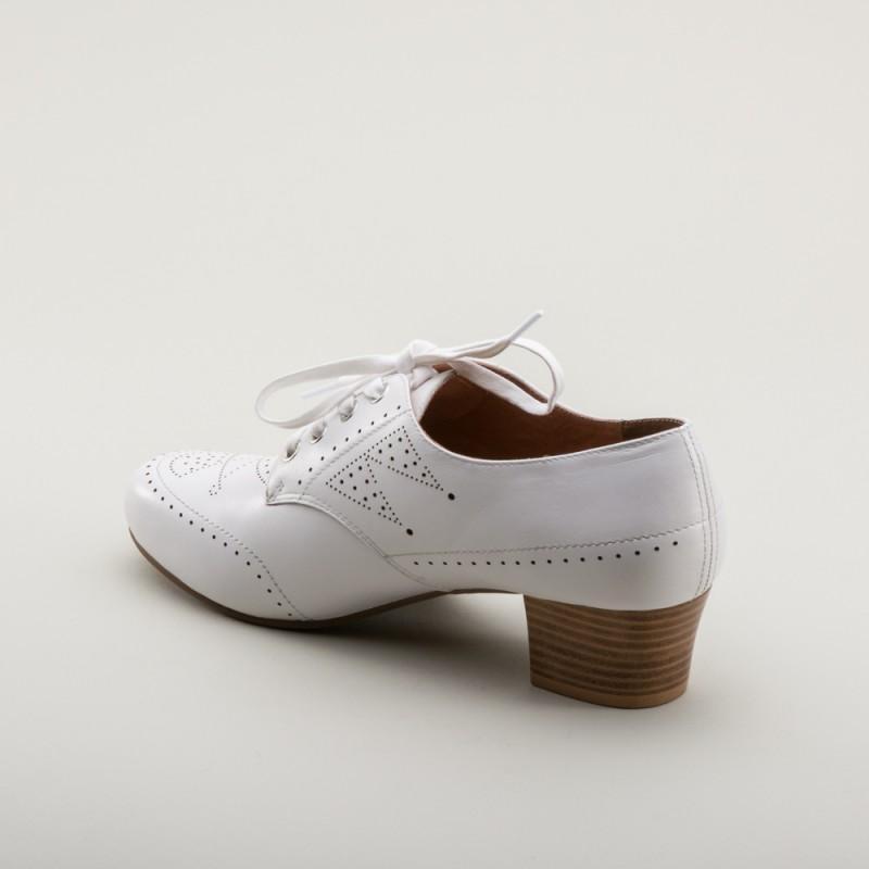 Claire 1940s Oxfords in White by Royal Vintage Shoes