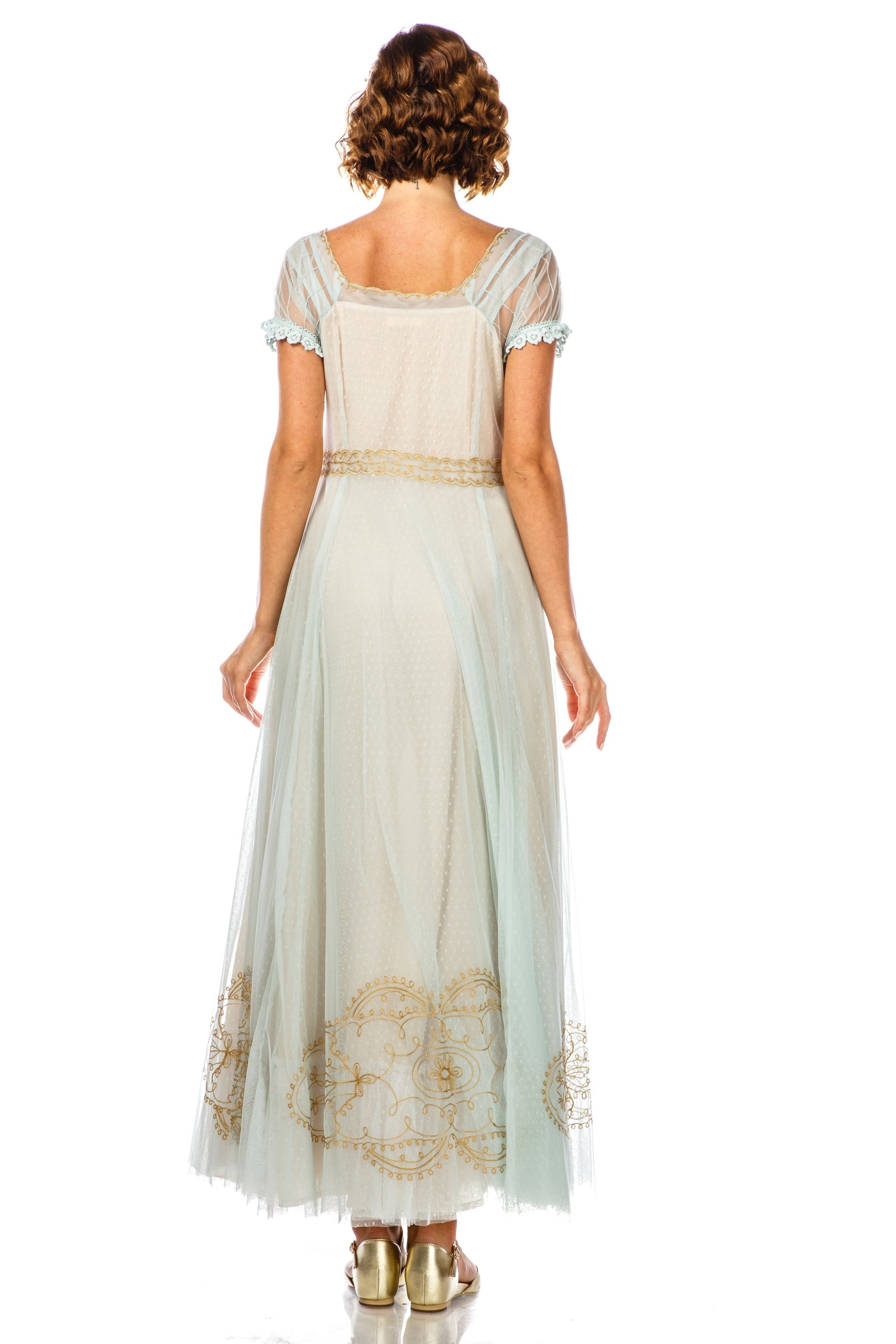 Parisienne Vintage Elegance Wedding Gown in Nude Mint